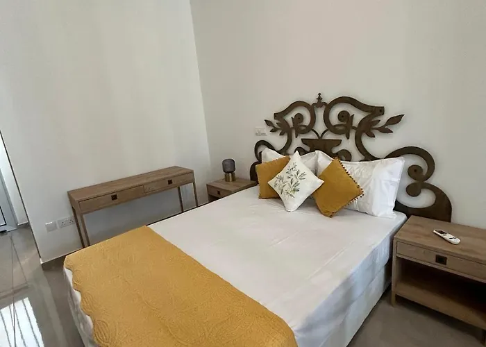 Athina 14 パ フォス